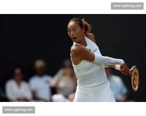 温网直击：郑钦文激战三盘憾负西尼亚科娃 高清大图速递